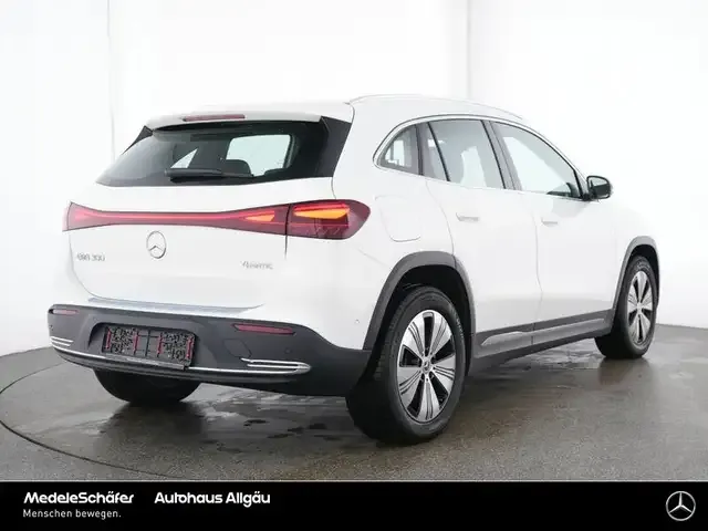 Mercedes-Benz EQA 300