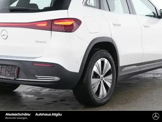 Mercedes-Benz EQA 300
