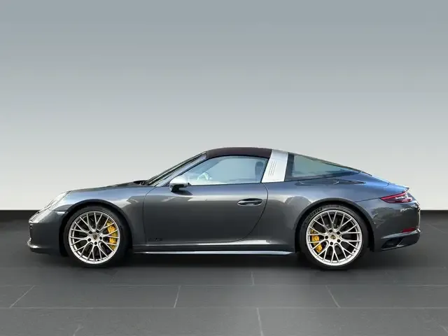 Porsche 991