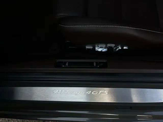 Porsche 991