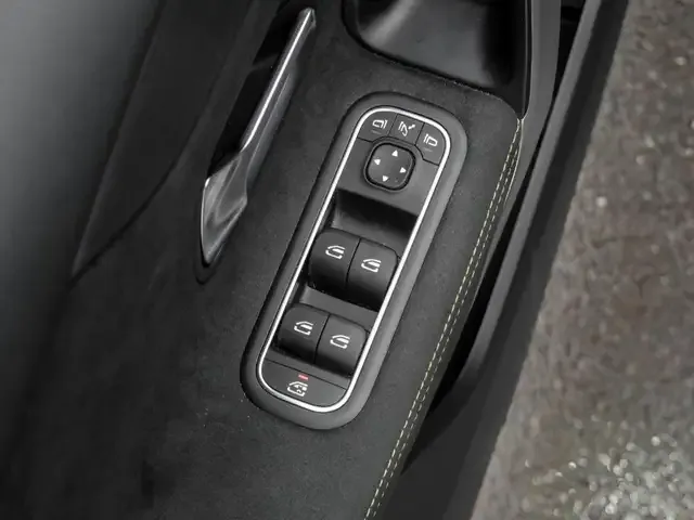 Mercedes-Benz A 45 AMG