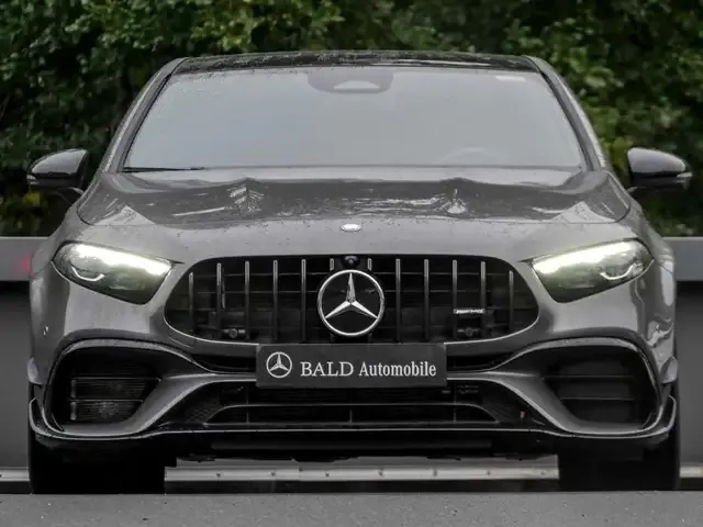 Mercedes-Benz A 45 AMG