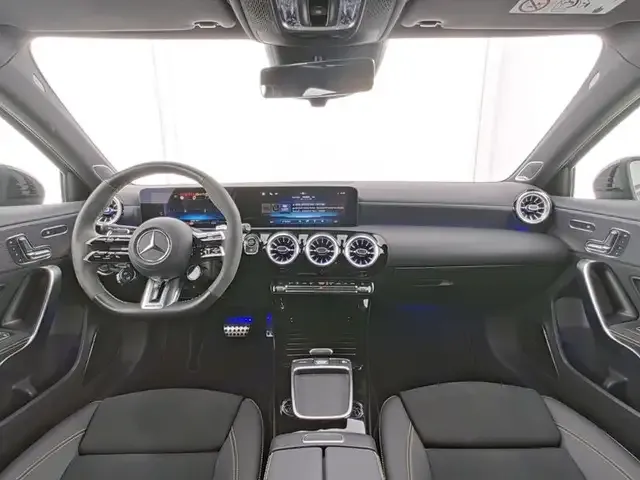 Mercedes-Benz A 45 AMG