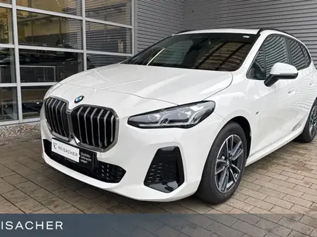 BMW 220