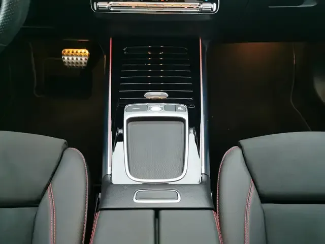 Mercedes-Benz Sonstiges