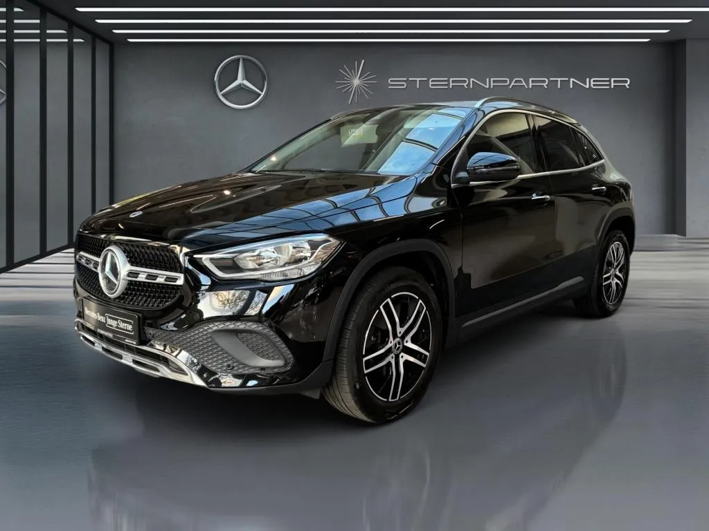 Mercedes-Benz GLA 180