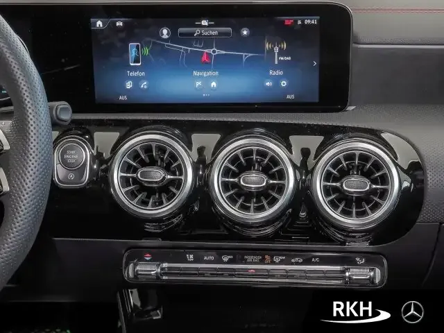 Mercedes-Benz CLA 180