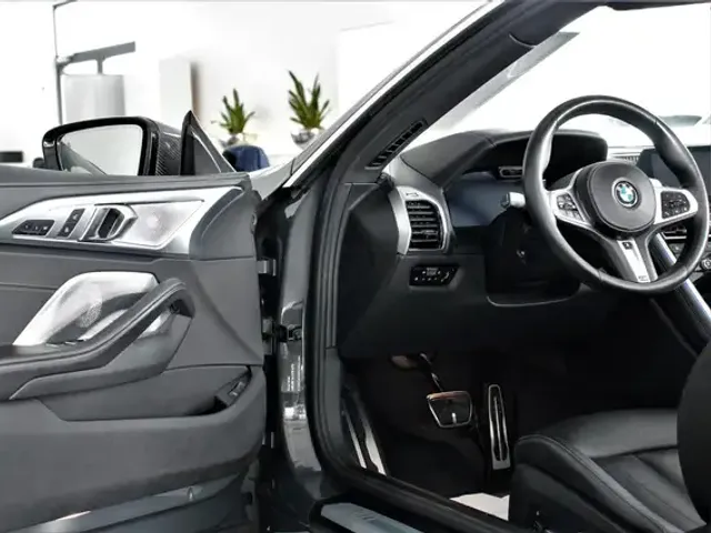 BMW M850