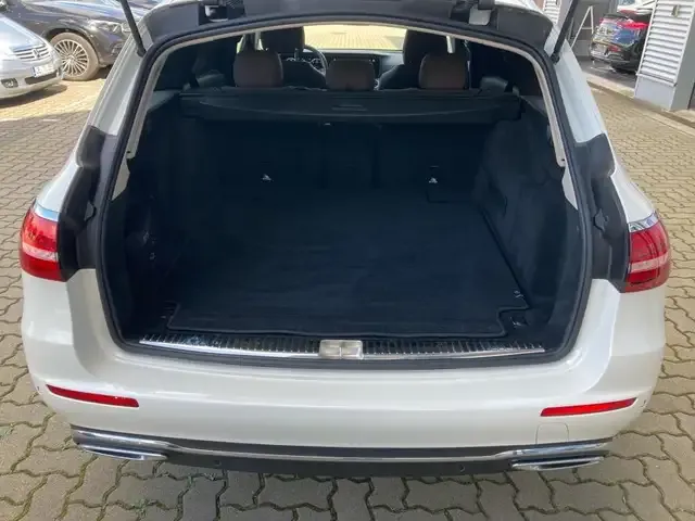 Mercedes-Benz E 400