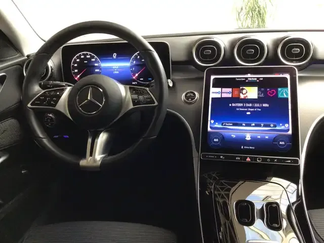 Mercedes-Benz C 180