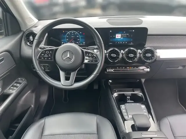 Mercedes-Benz GLB 200