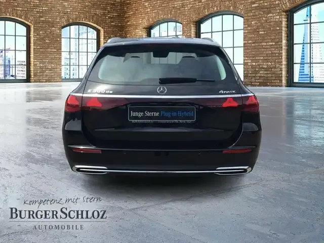 Mercedes-Benz E 300