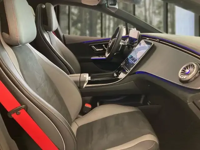 Mercedes-Benz EQE 350