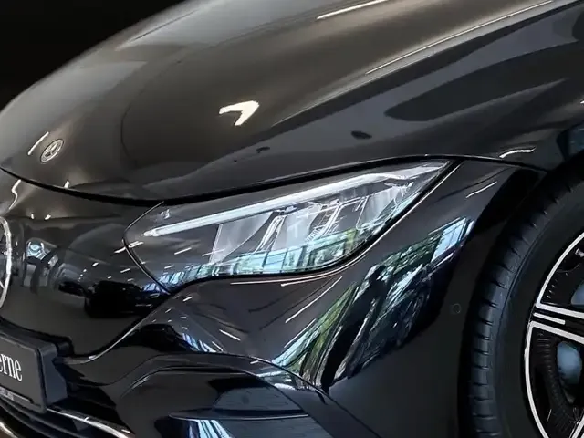 Mercedes-Benz EQE 350