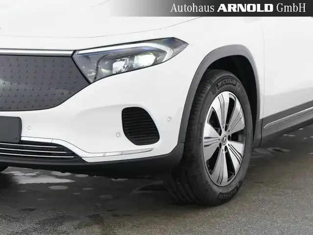 Mercedes-Benz EQA 300