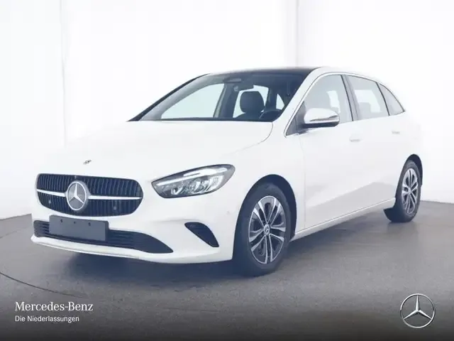 Mercedes-Benz B 220