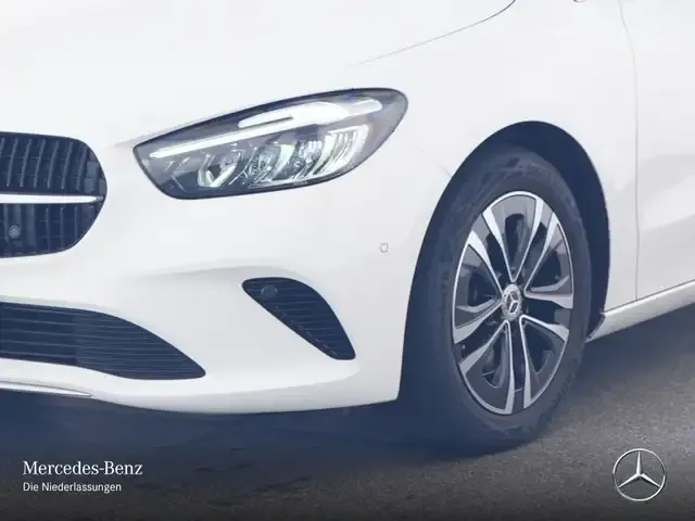 Mercedes-Benz B 220