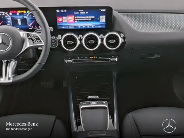Mercedes-Benz B 220