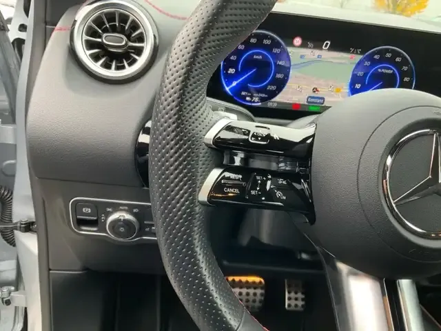 Mercedes-Benz EQA 350