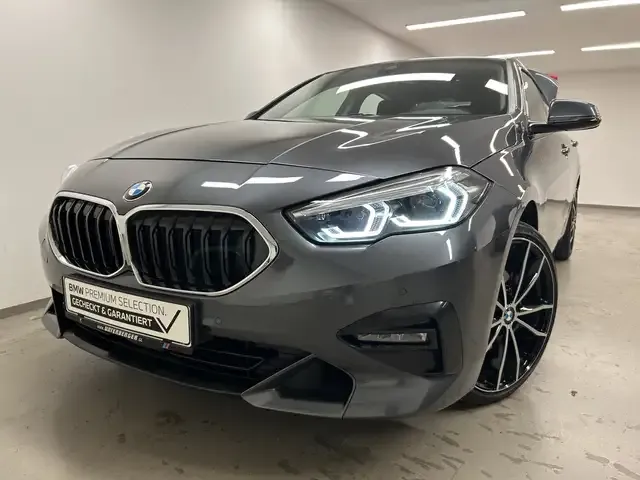 BMW 218