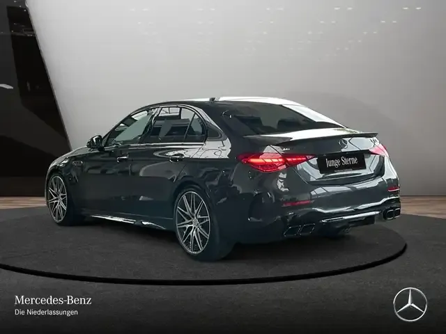 Mercedes-Benz C 63 AMG