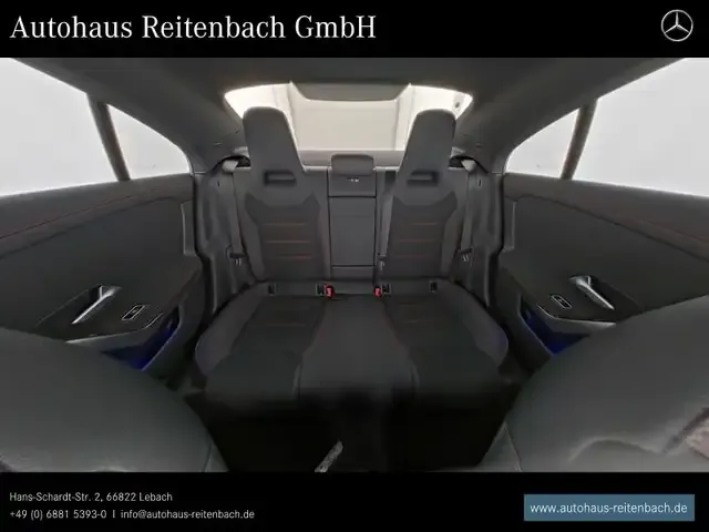 Mercedes-Benz CLA 200