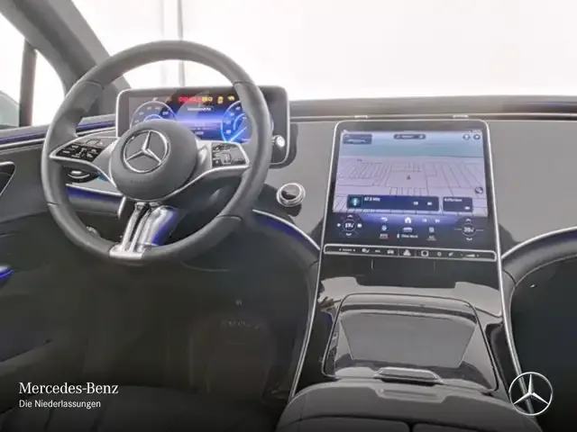 Mercedes-Benz EQE 300
