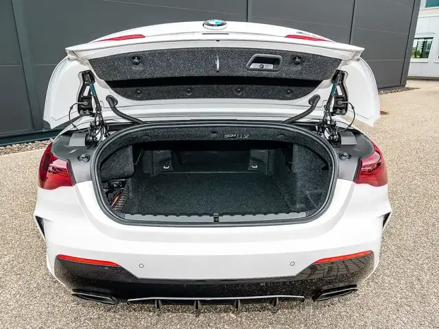 BMW 440