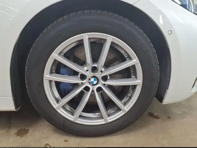 BMW 440