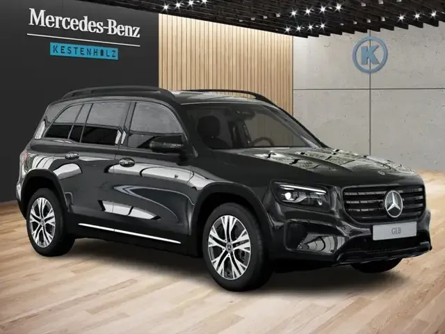Mercedes-Benz GLB 220