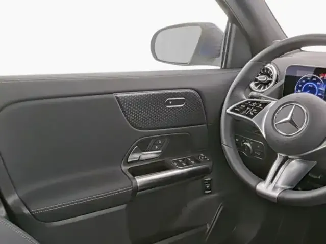 Mercedes-Benz EQA 350