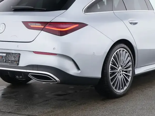 Mercedes-Benz CLA 220