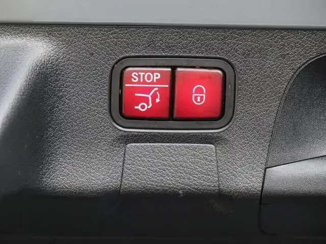 Mercedes-Benz CLA 220
