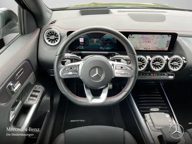 Mercedes-Benz EQA 300