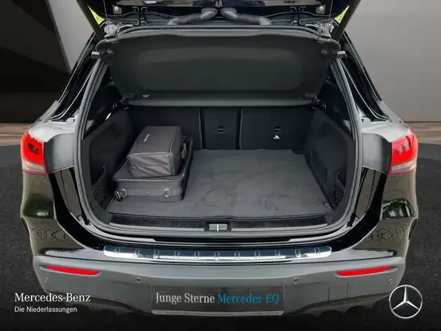 Mercedes-Benz EQA 300