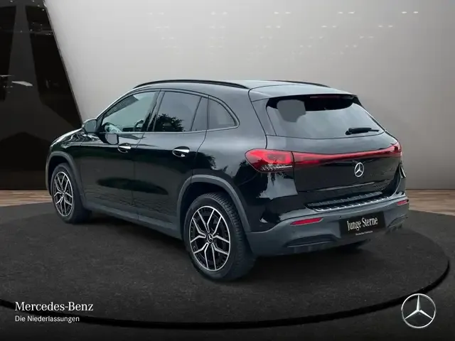 Mercedes-Benz EQA 300