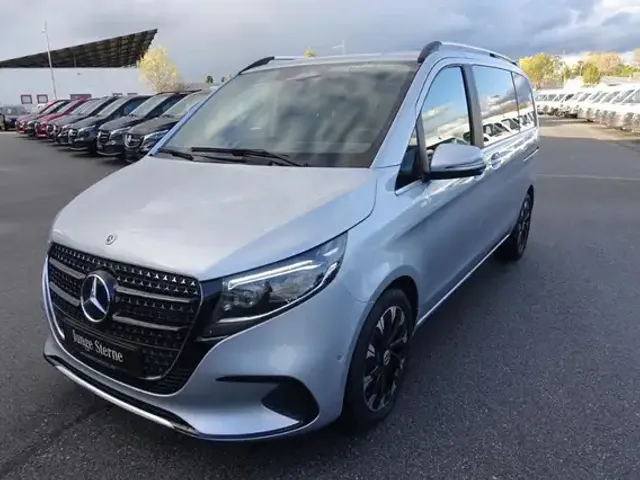 Mercedes-Benz V 250