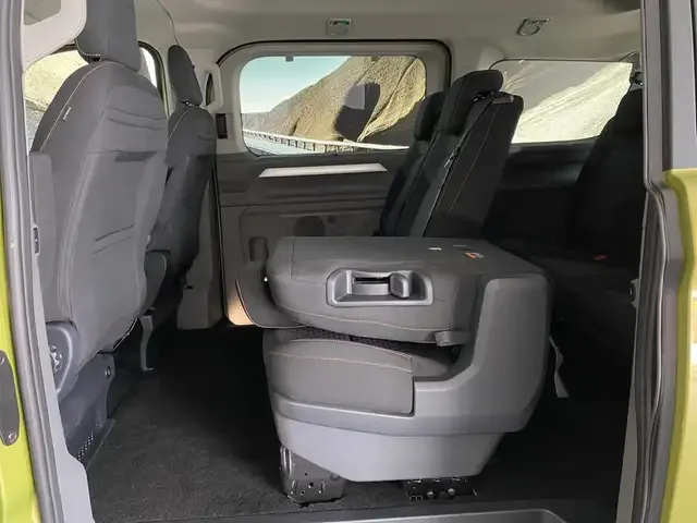 Volkswagen T7 Caravelle