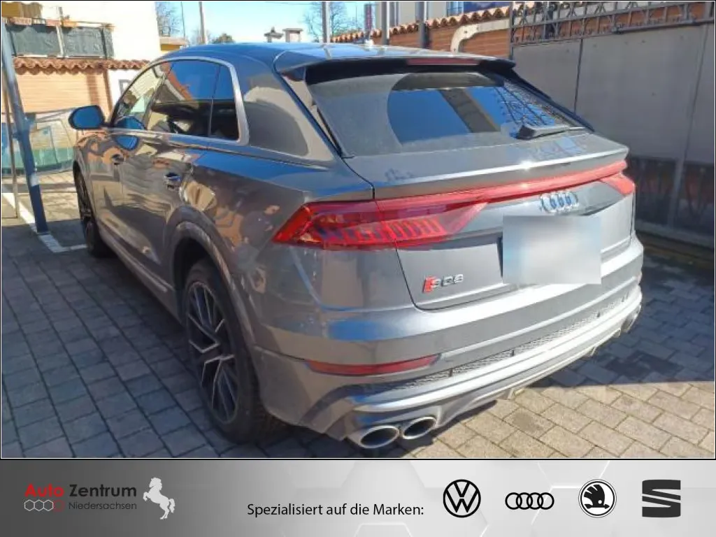 Audi SQ8