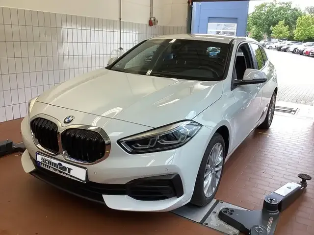 BMW 118