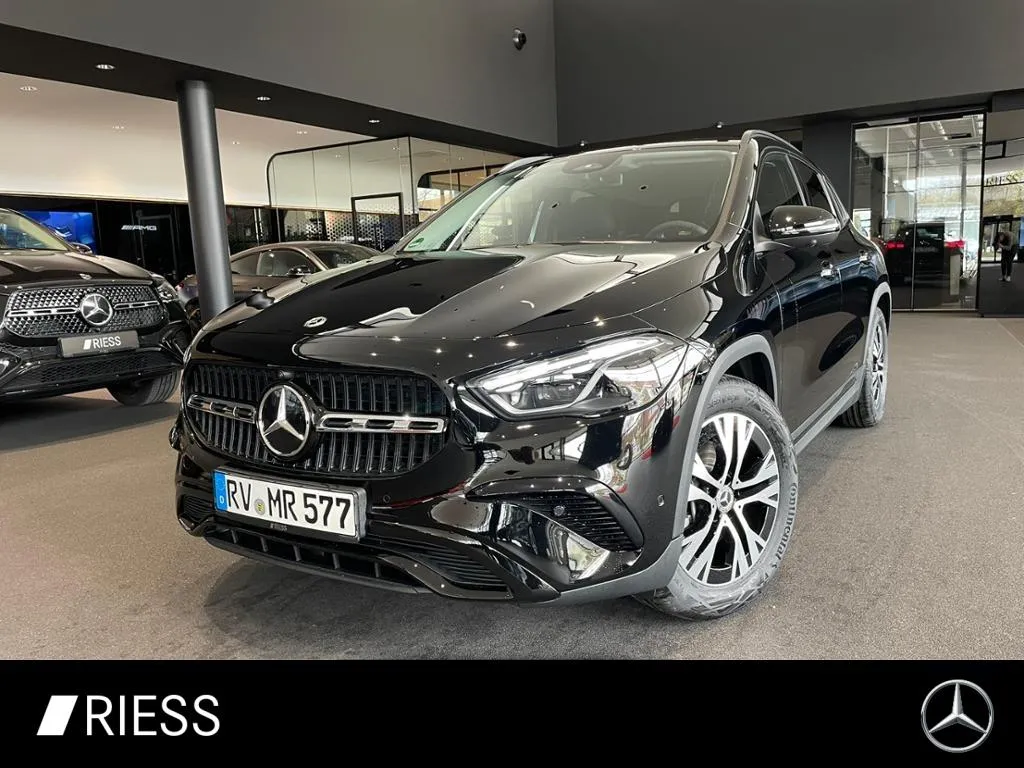 Mercedes-Benz GLA 200