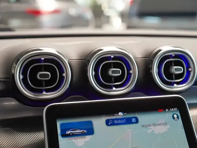 Mercedes-Benz CLE 220