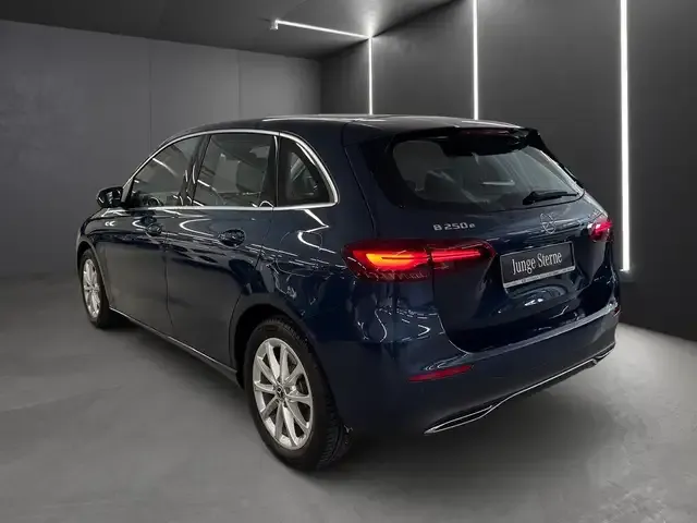 Mercedes-Benz B 250