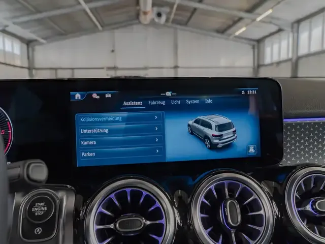 Mercedes-Benz GLB 200