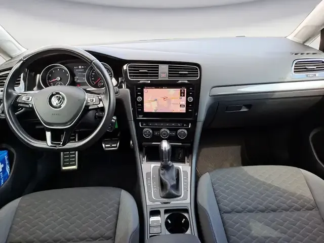 Volkswagen Golf Variant