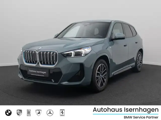 BMW iX1