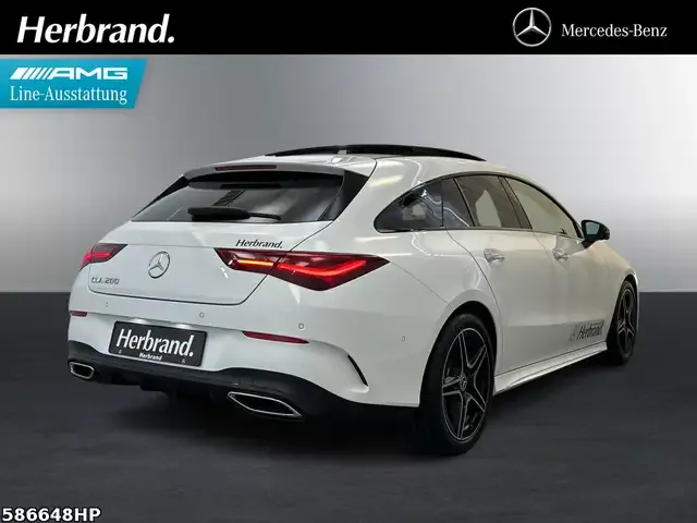 Mercedes-Benz CLA 200