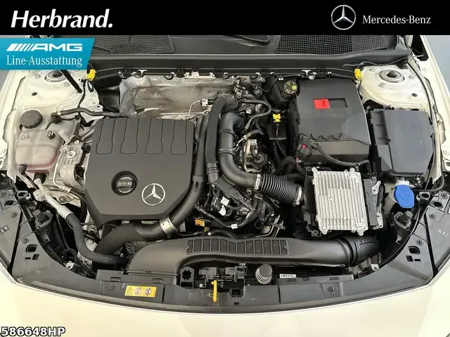 Mercedes-Benz CLA 200
