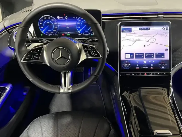 Mercedes-Benz EQE 300