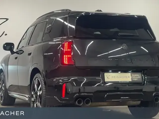 MINI John Cooper Works Countryman